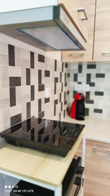 Cozy Apartment In Volos!! מראה חיצוני תמונה